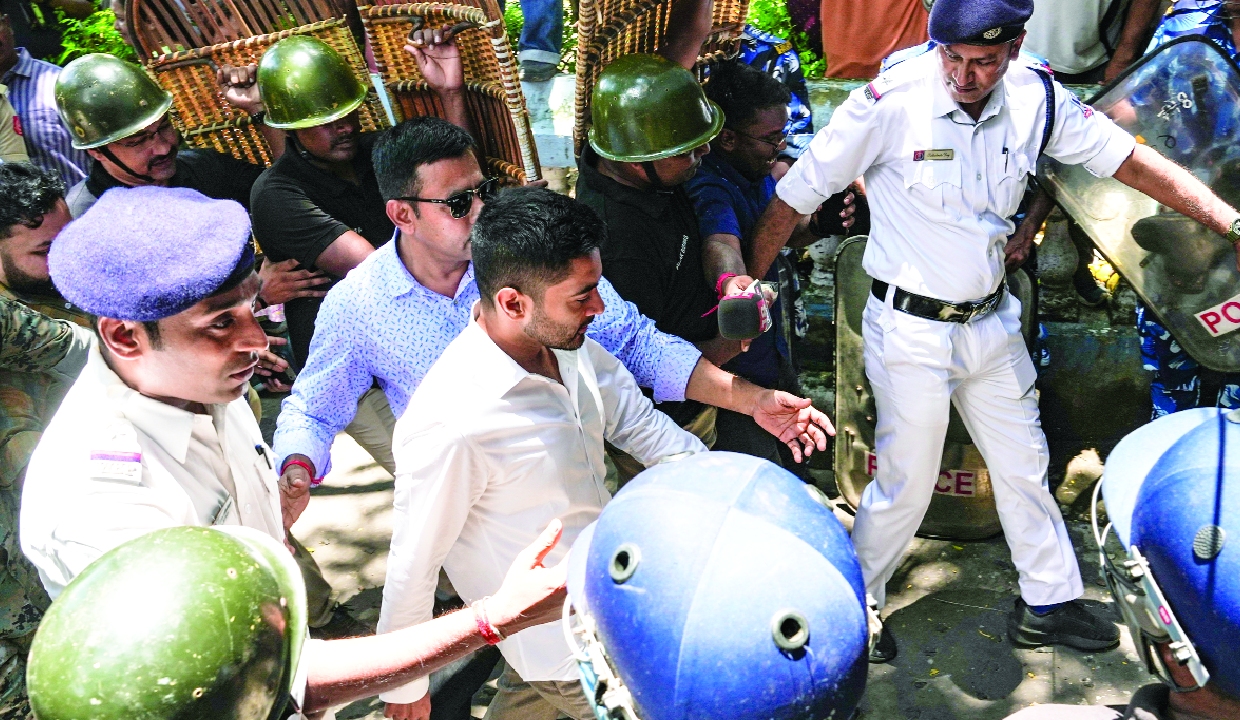 Calcutta HC orders halt in demolition of Abhishek Banerjee’s office