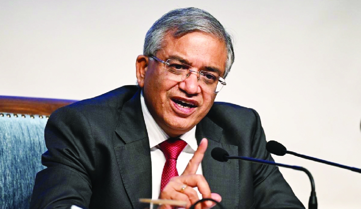 CEC Gyanesh Kumar interacts with BLOs, hails them for ground efforts