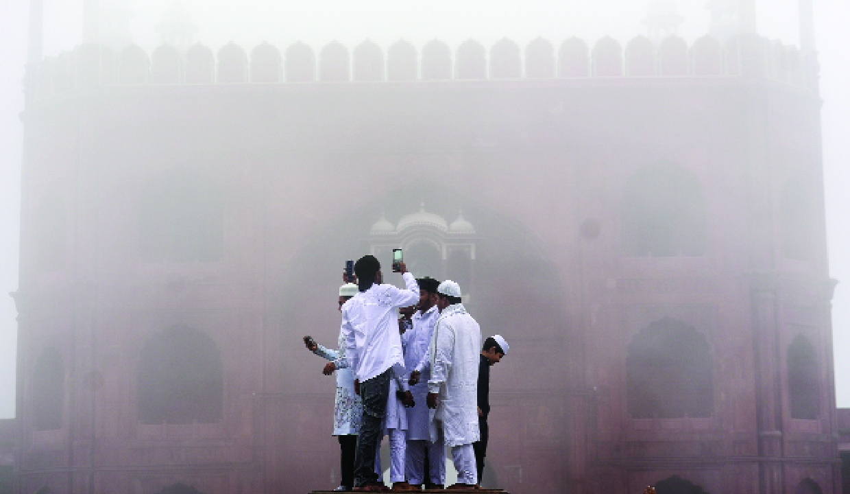 City remains under grip of chilly winds