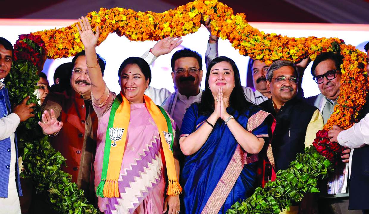 CM Rekha, Sachdeva hold public outreach programme