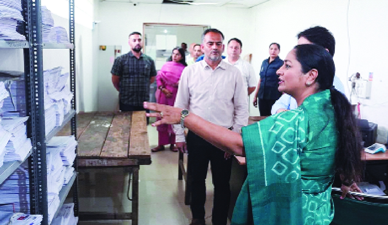 CM slams dilapidated state of govt office, calls disorder unacceptable