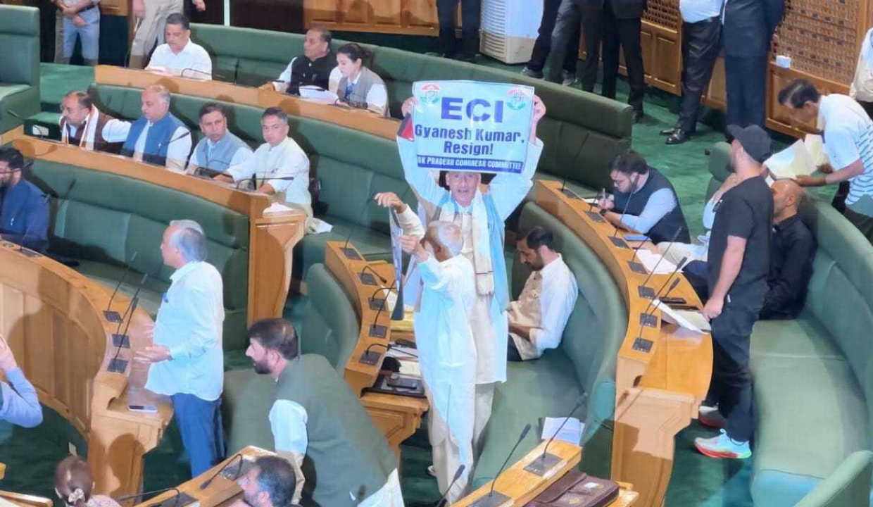 Congress MLAs protest against CEC Gyanesh Kumar in J&K Assembly