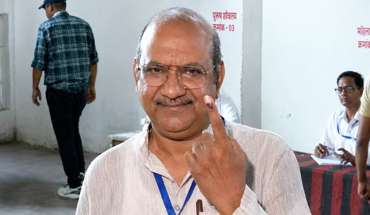 Congress retains Datia assembly seat in MP, Ghanshyam Singh defeats BJP's Tiwari by 6,000 votes