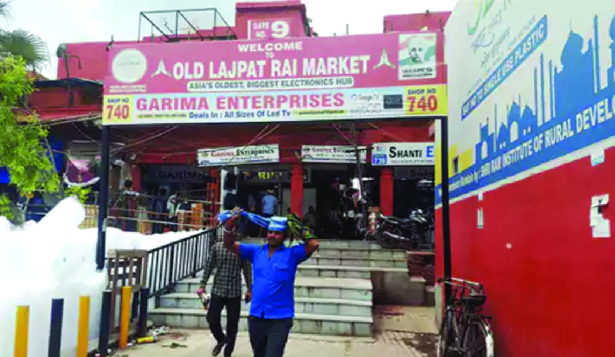 Court restrains Chandni Chowk shop owner from selling, dealing with fake Tag Heuer products