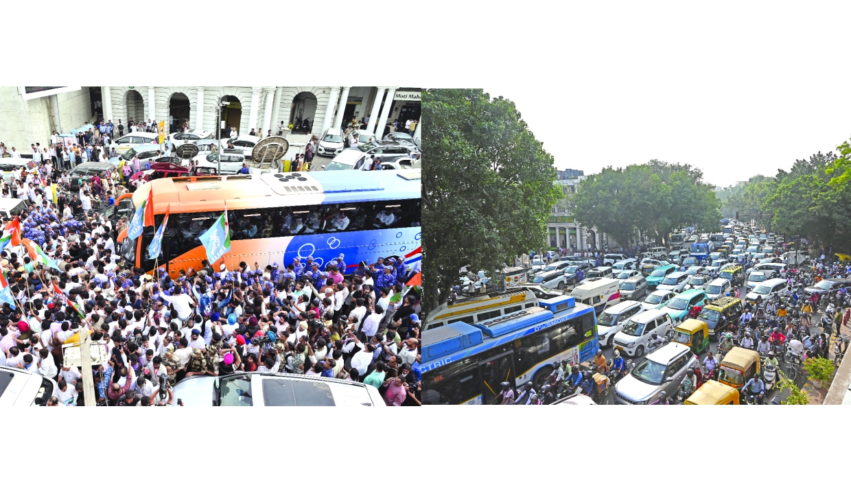 Day 3: Barricades slow central Delhi traffic after Opposition protests