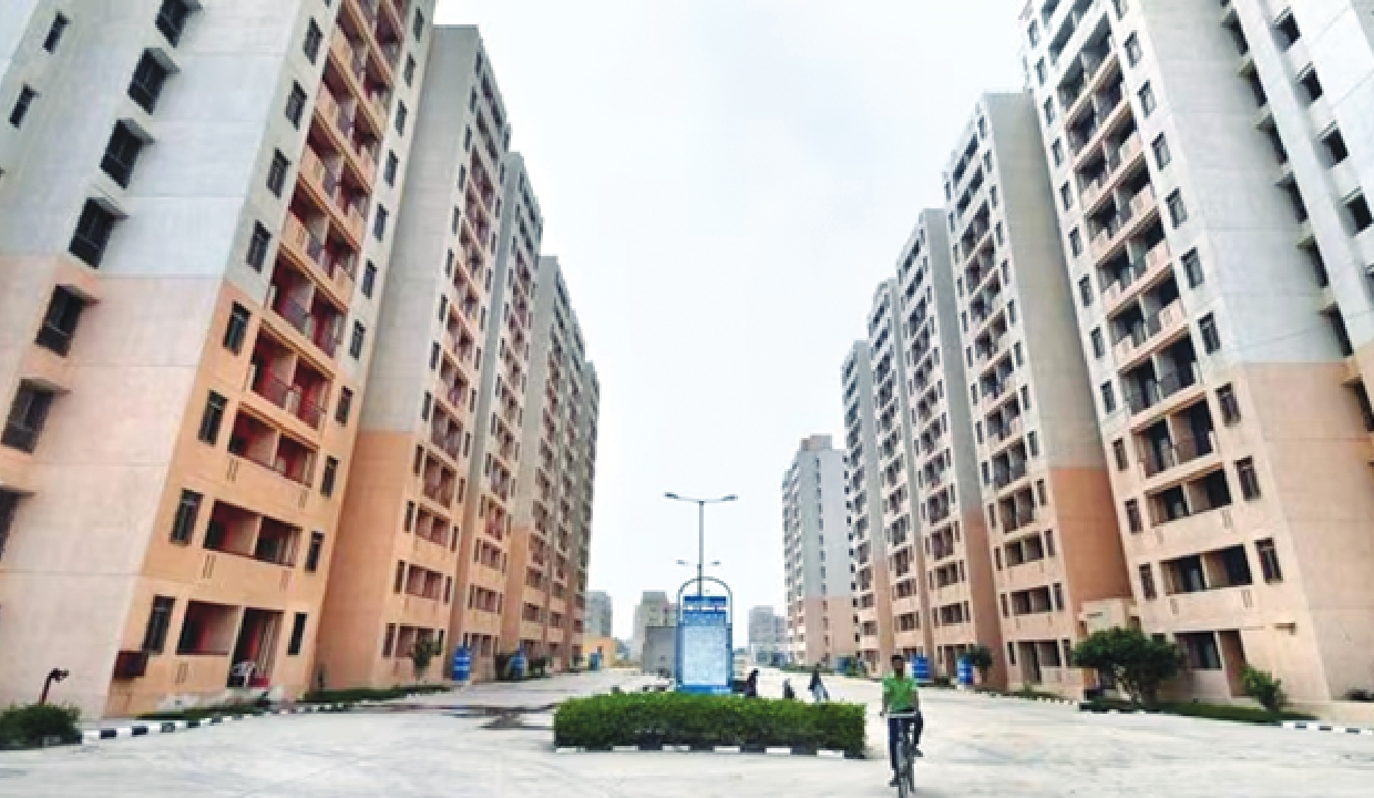 DDA sells over 700 flats in Narela