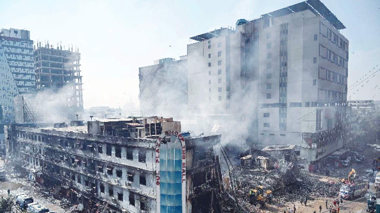 Death toll rises to 30 in Karachi fire