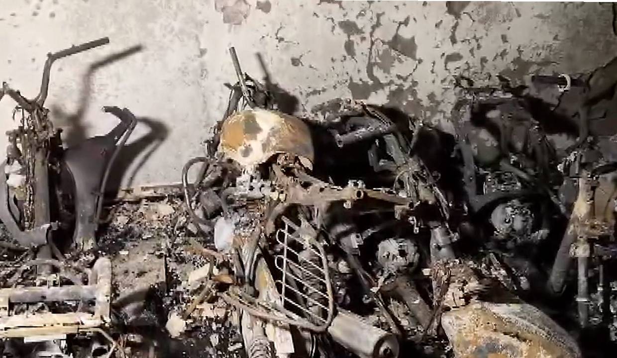 Delhi Tughlakabad Fire: 3 Dead, several injured after massive blaze in residential building
