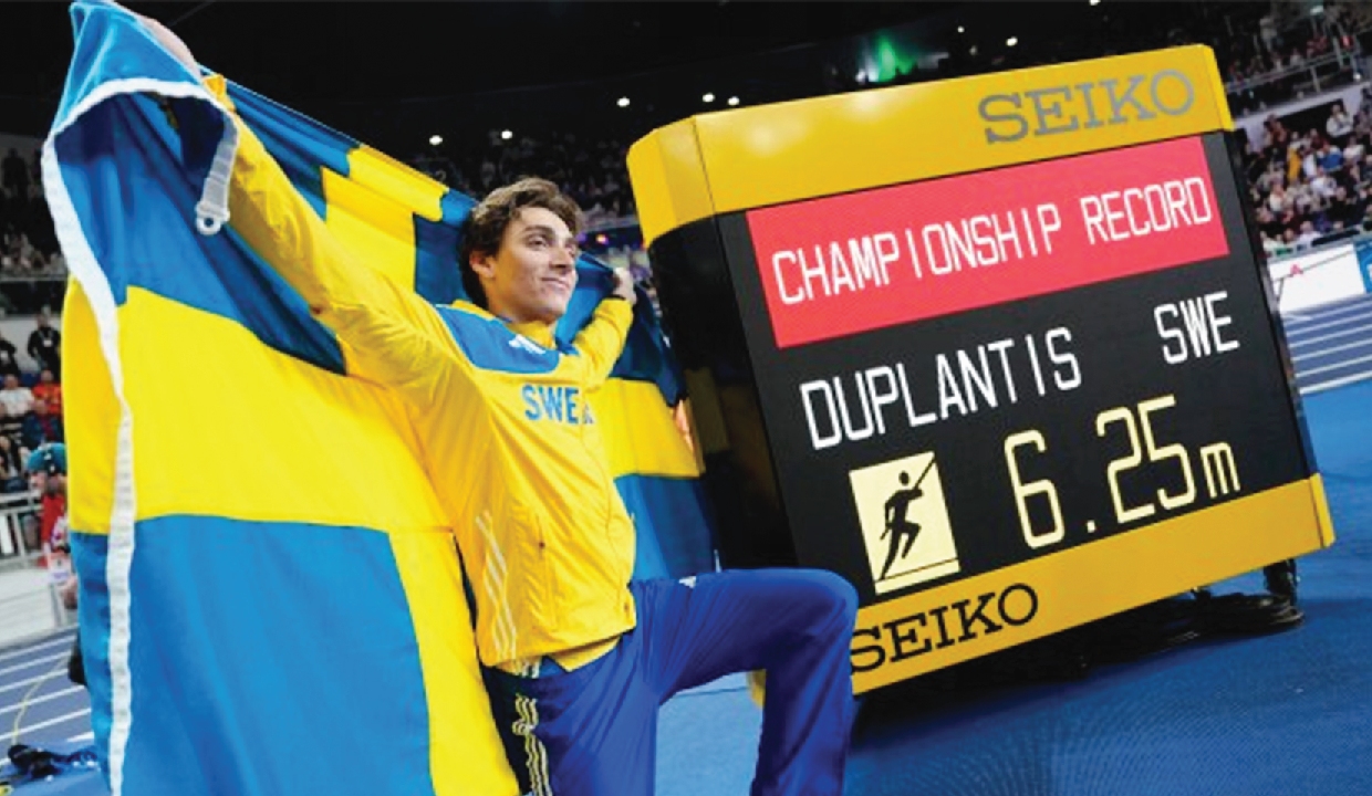 Duplantis clinches 4th straight world indoor pole vault title