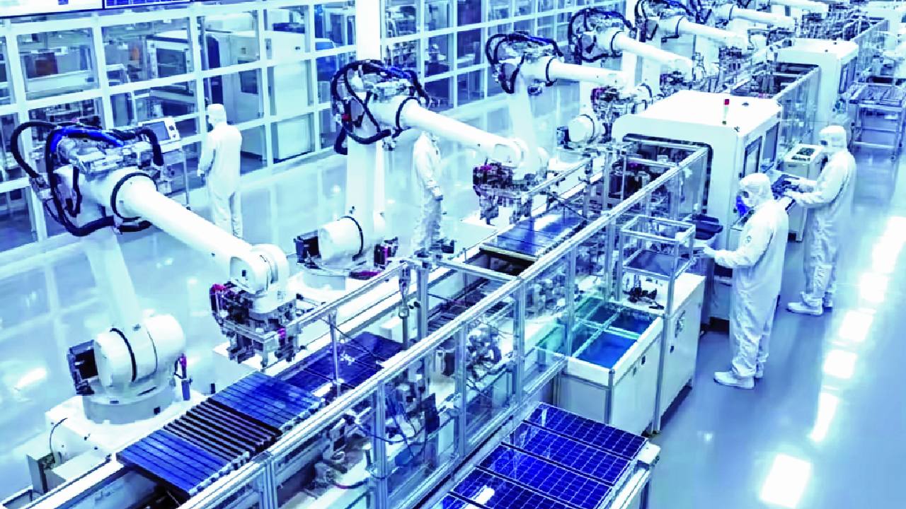 Fujiyama commissions INR 300 cr solar cell project in UP