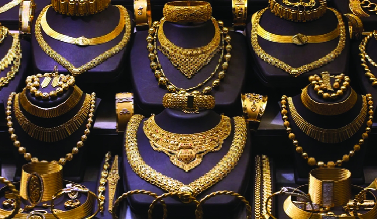 Gold regains sparkle, as US-Iran deal boosts demand for bullion