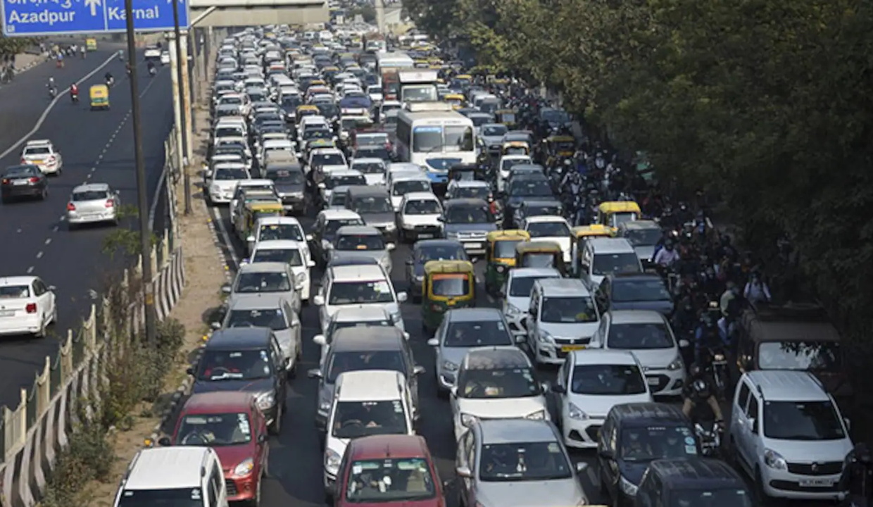 Govt notifies CAFE-III norms, aims nearly 17% improvement in car fuel efficiency by 2032