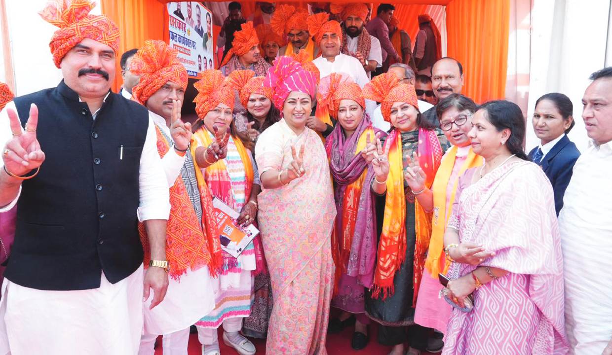 Govt to issue 2 lakh ration cards this year: CM Rekha