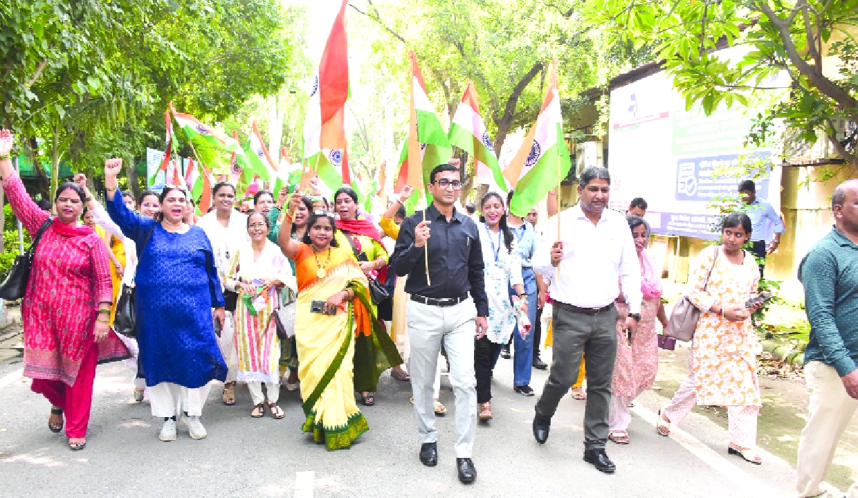 Har Ghar Tiranga rally held at east Delhi DM office