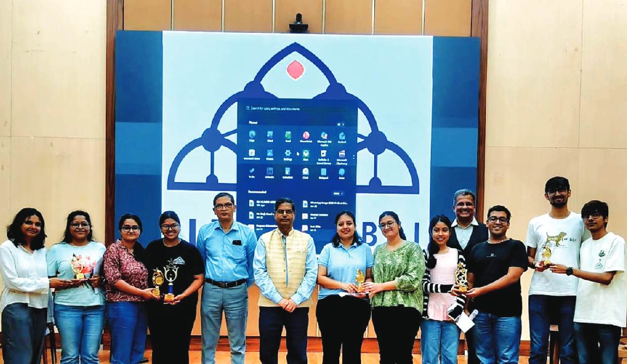 IIM Mumbai hosts NICE Crossword & Quiz Contest with Extra-C