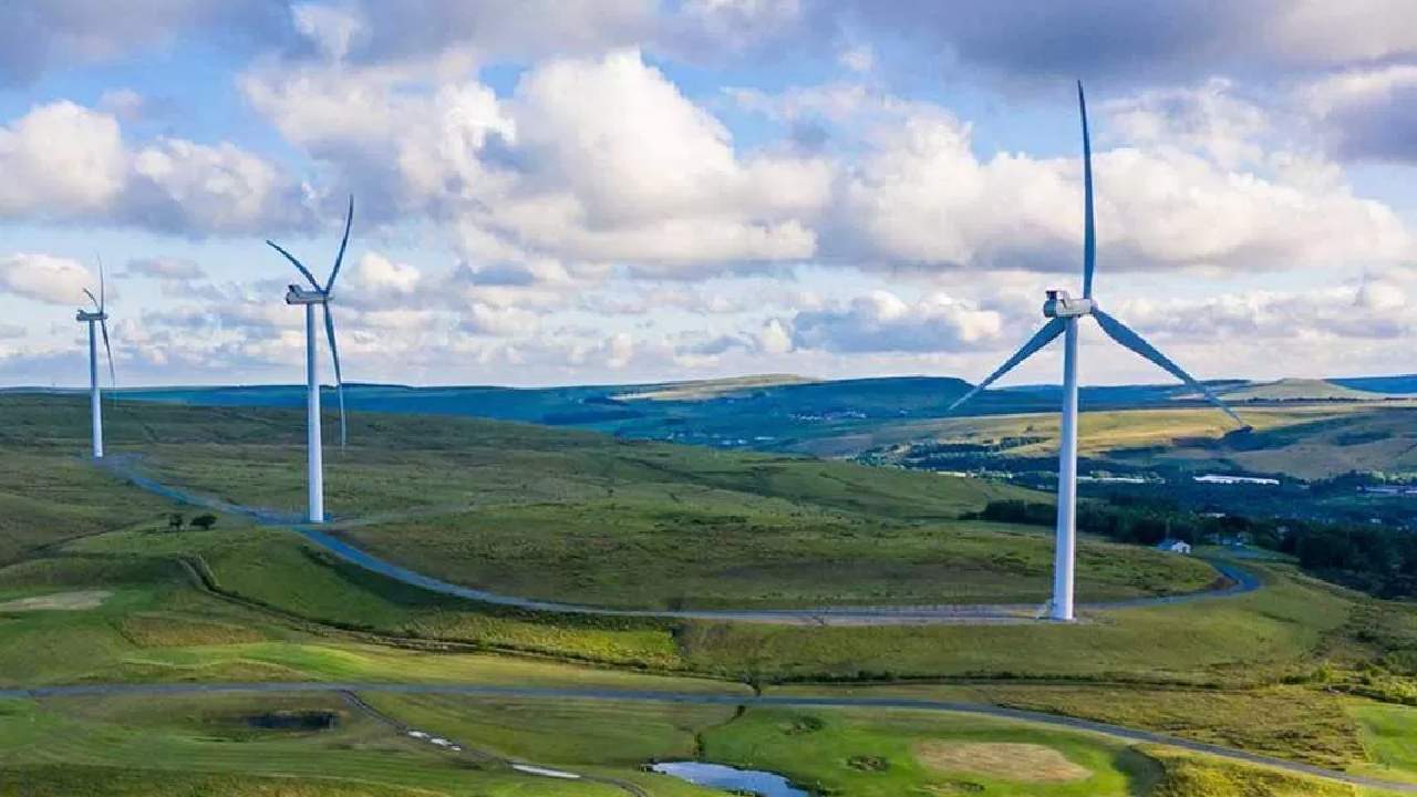 India’s power generation capacity addition crosses 50 GW