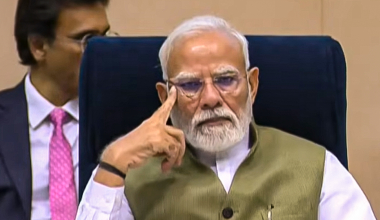 India's per capita carbon emissions less than half global average, says PM Modi