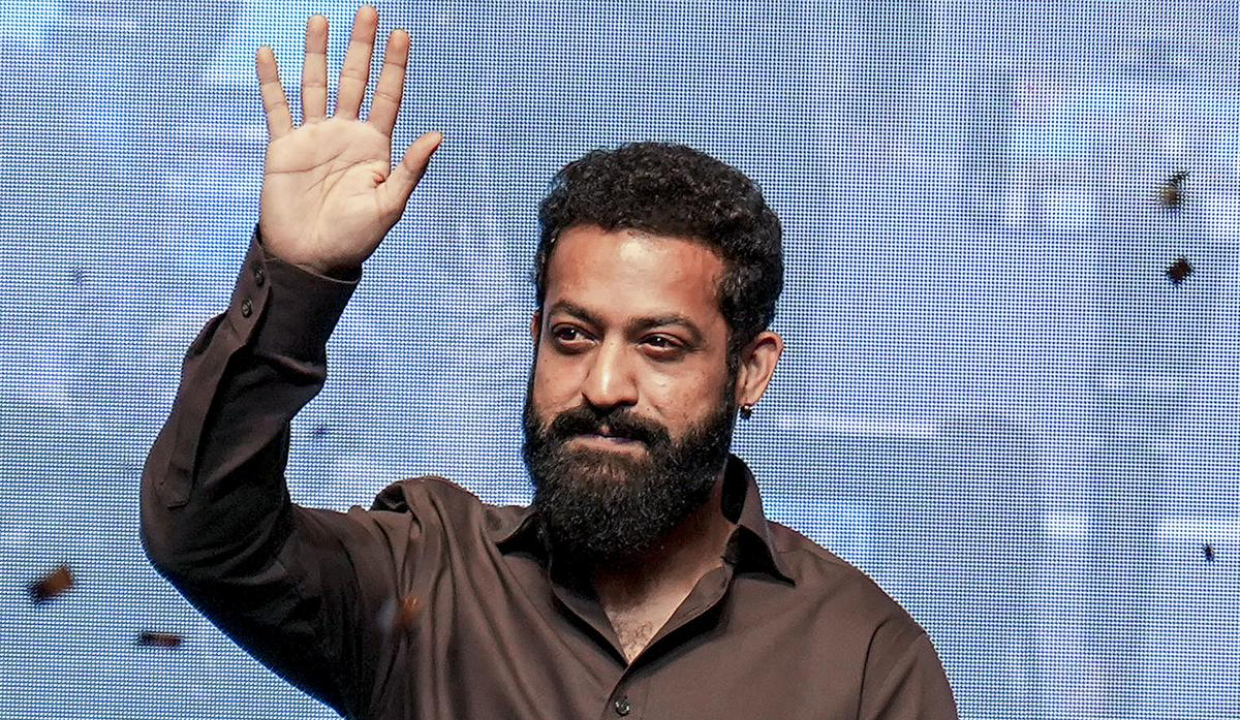 Jr NTR discharged after shoulder surgery at KIMS