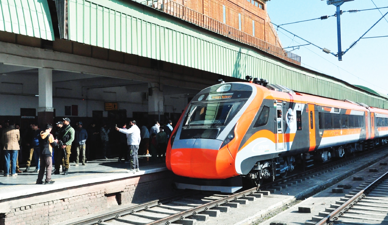 Katra–Baramulla rail line inspected ahead of launch