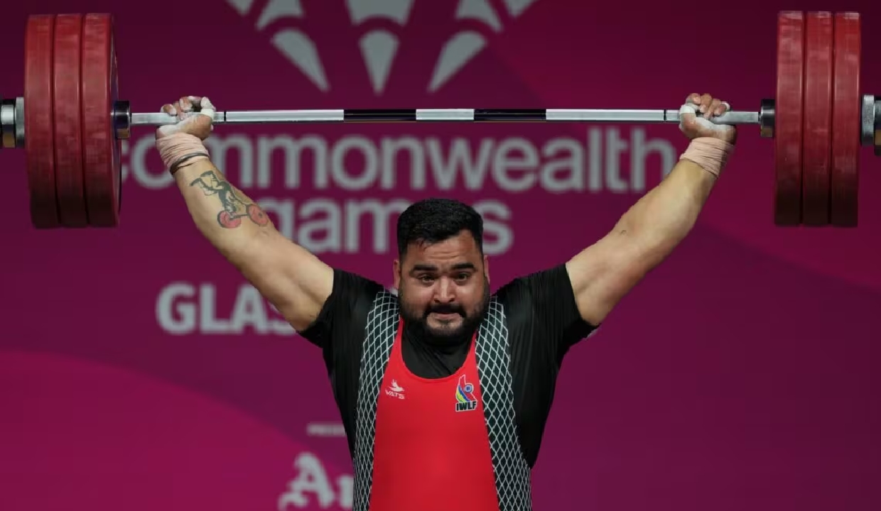 Lovepreet Singh sets CWG snatch record, wins silver in men's +110kg weightlifting