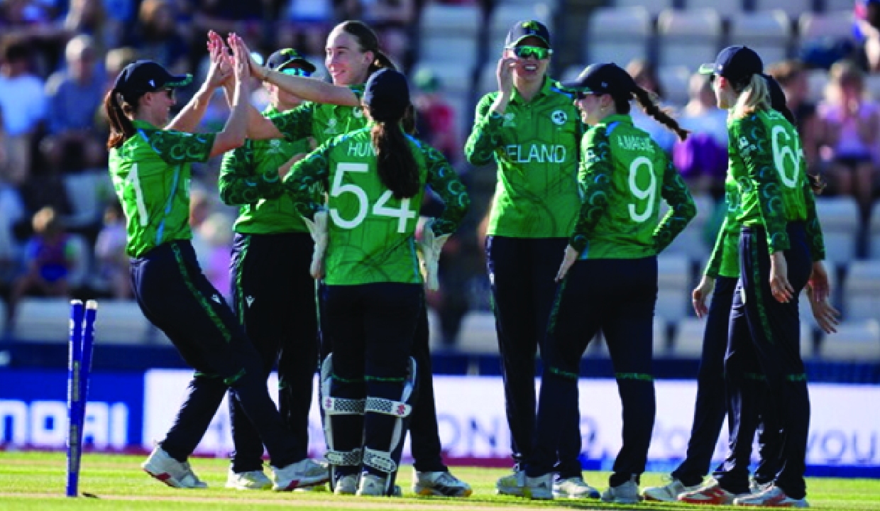 New Zealand edge Ireland by 4 runs to keep Women’s T20 World Cup hopes alive