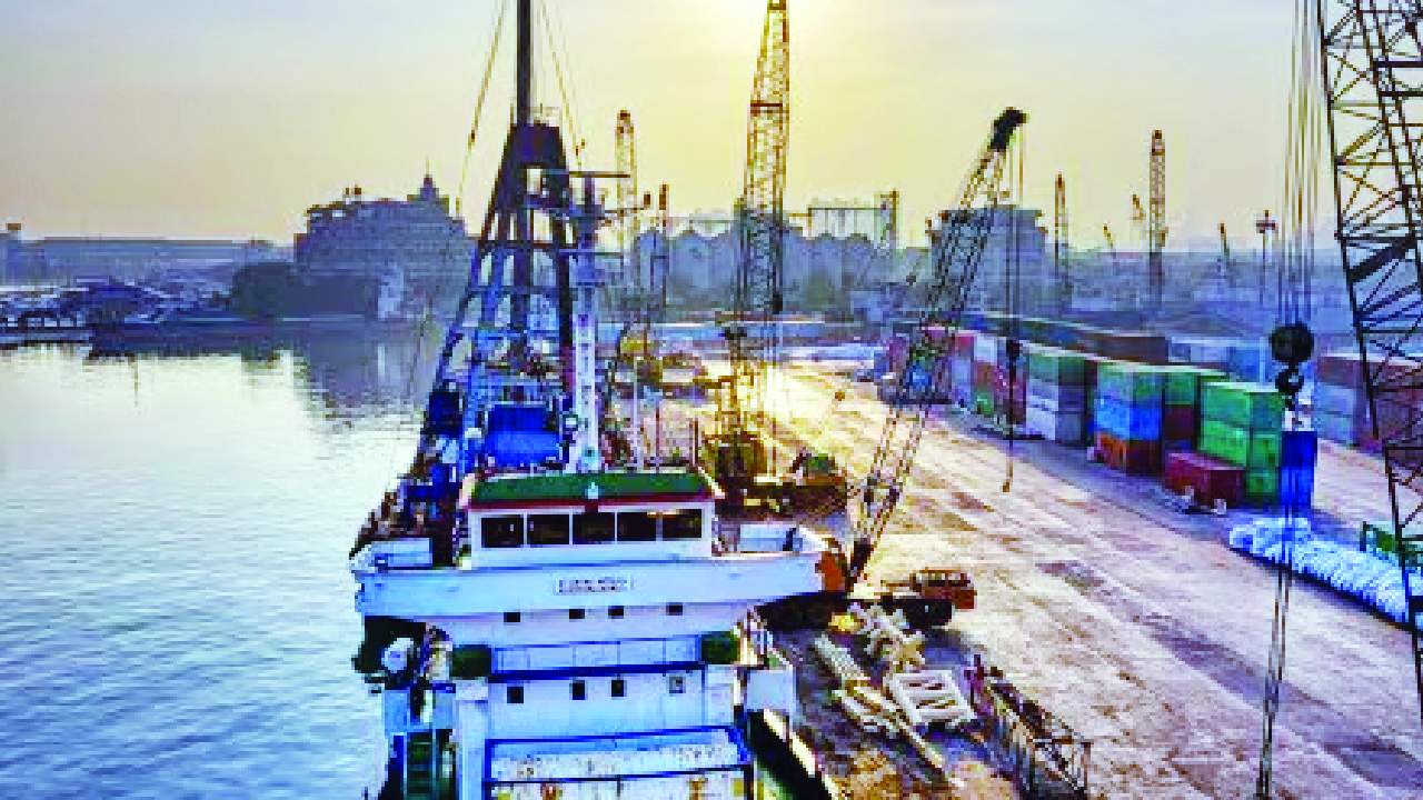 Nigeria detains 22 Indians in connection with cocaine seizure