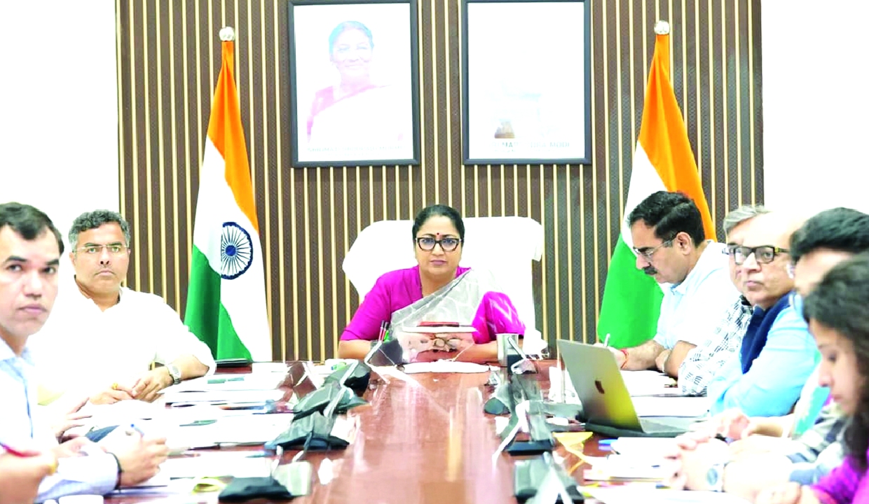 No LPG shortage in Delhi: CM Rekha