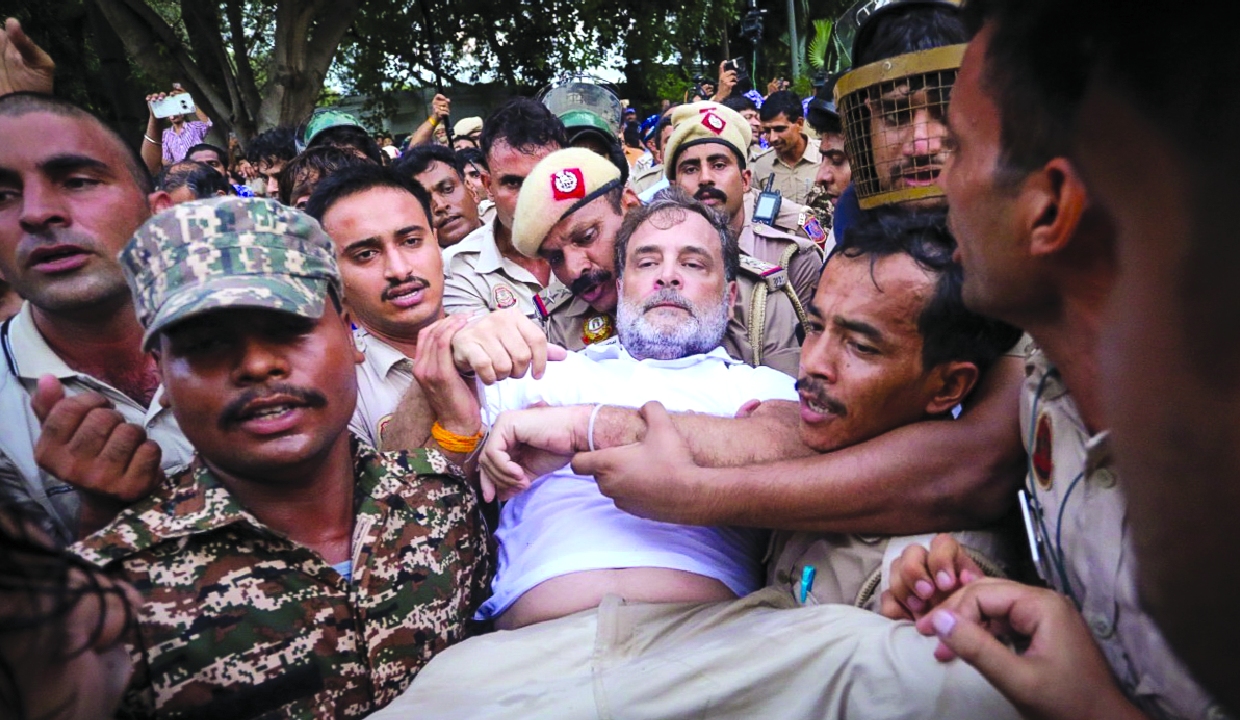 Opposition leaders detained for protesting outside PM residence