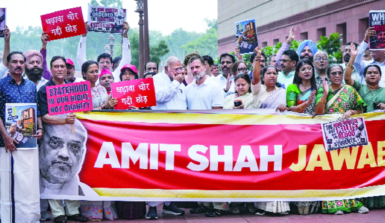 Opposition march in Parliament over police action on students