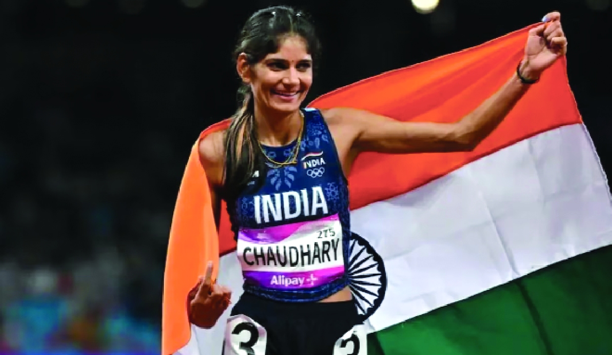 Parul Chaudhary betters own record to finish second