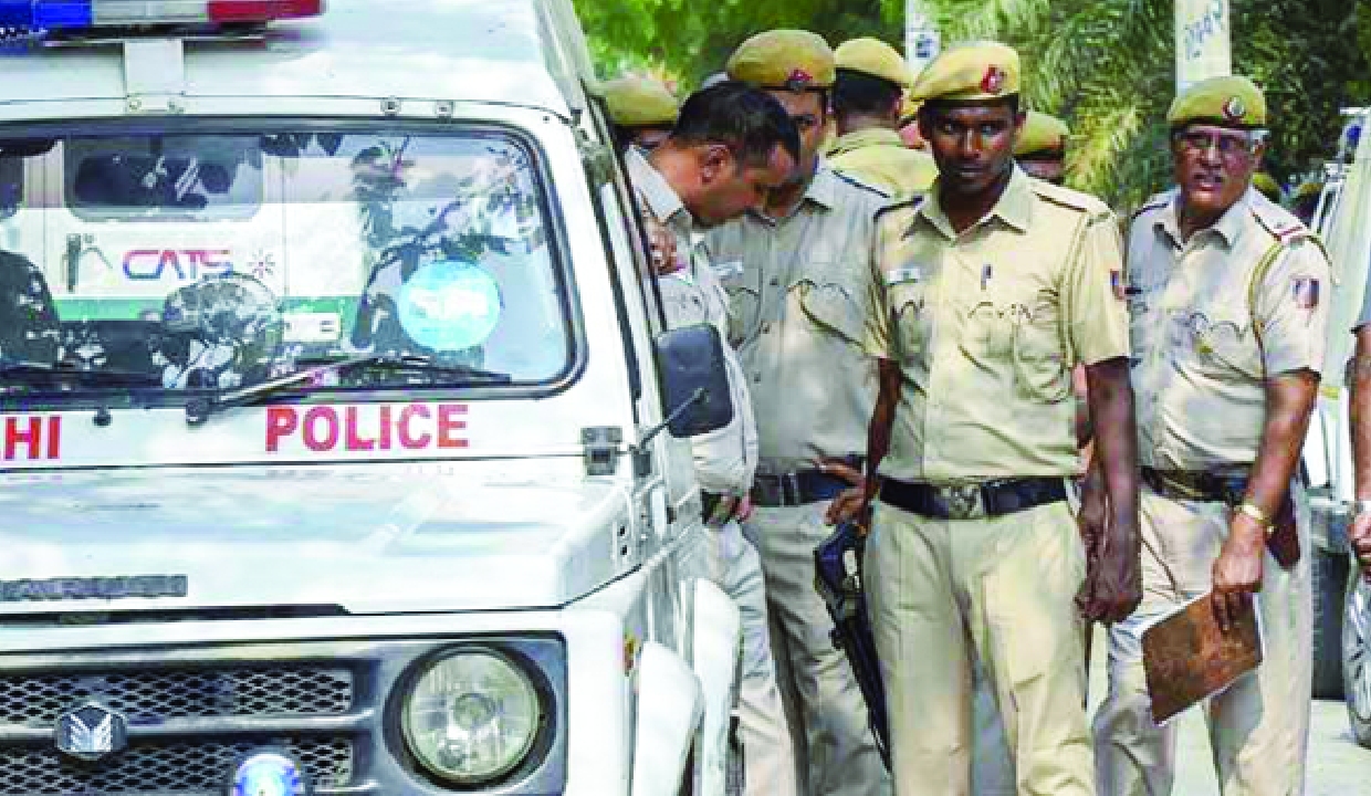 Police constable poses as customer to bust sex racket in Paharganj