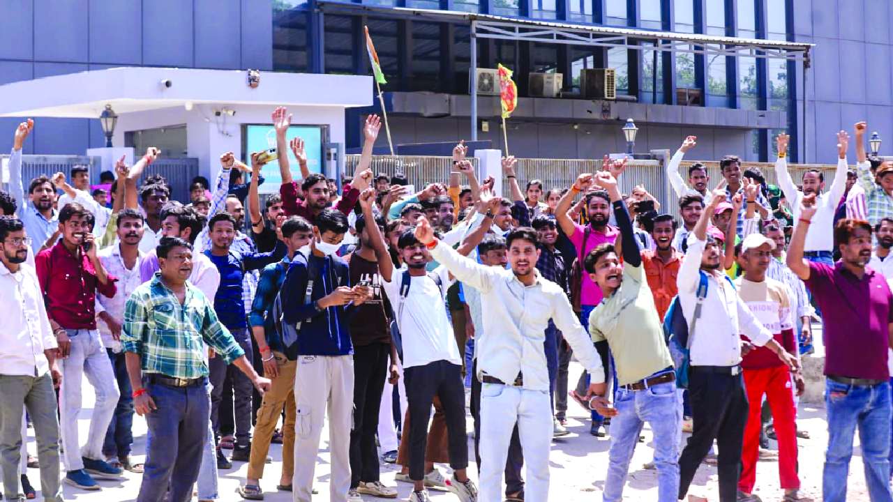 Police probe conspiracy behind Noida unrest