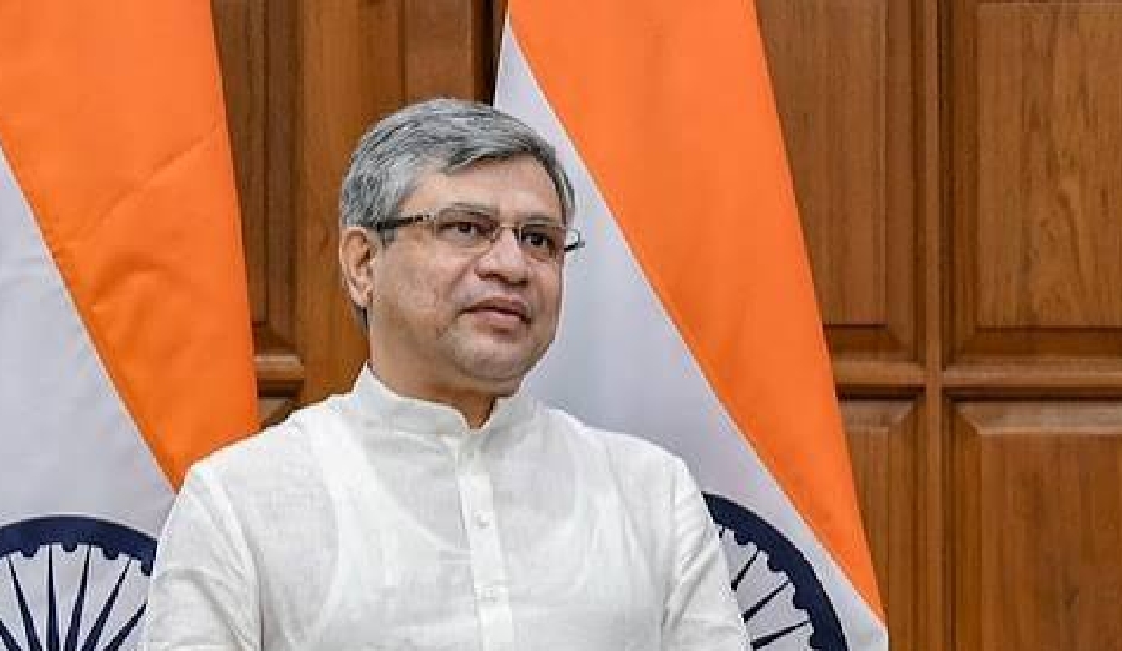 Railway Minister order immediate steps to ensure safe drinking water at stations
