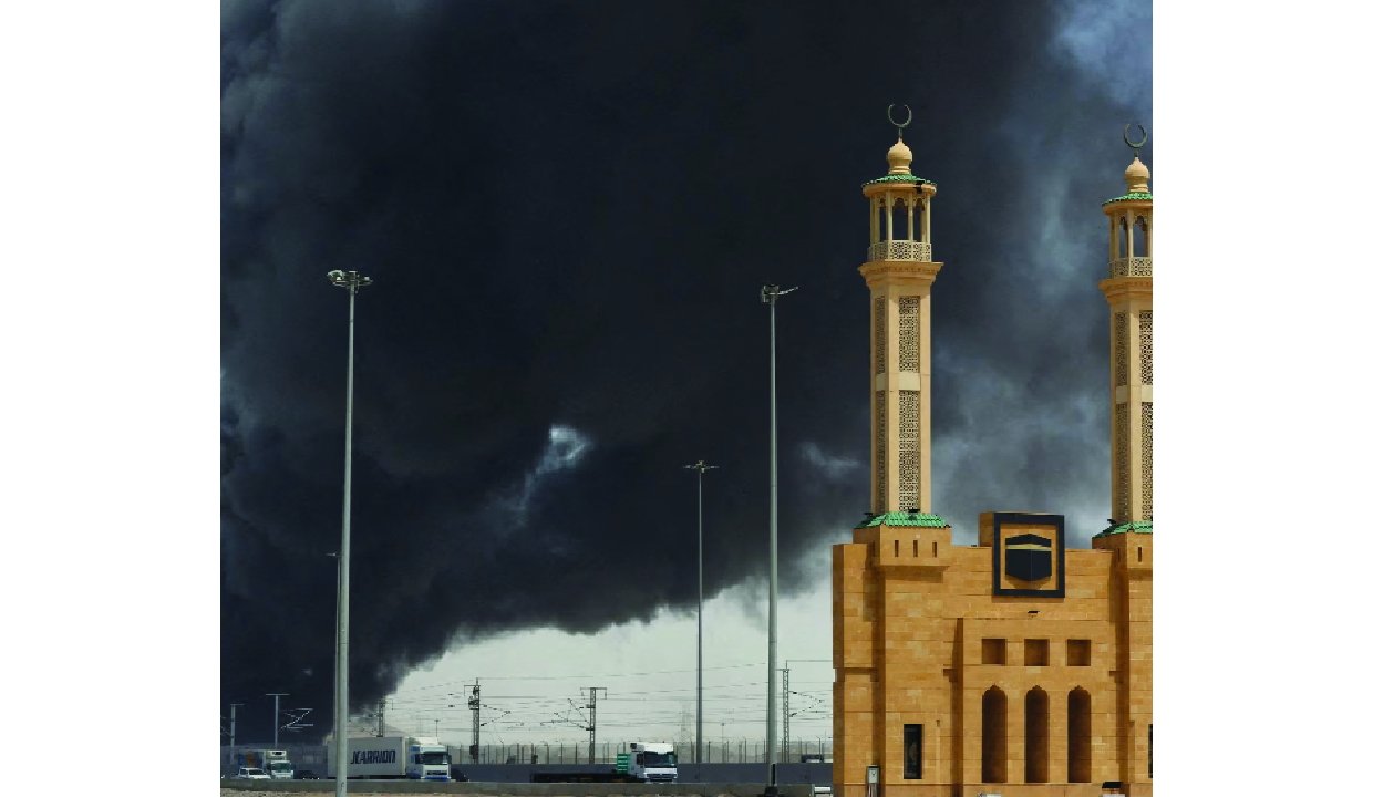 Saudi airstrikes leave 3 dead, Houthis claim