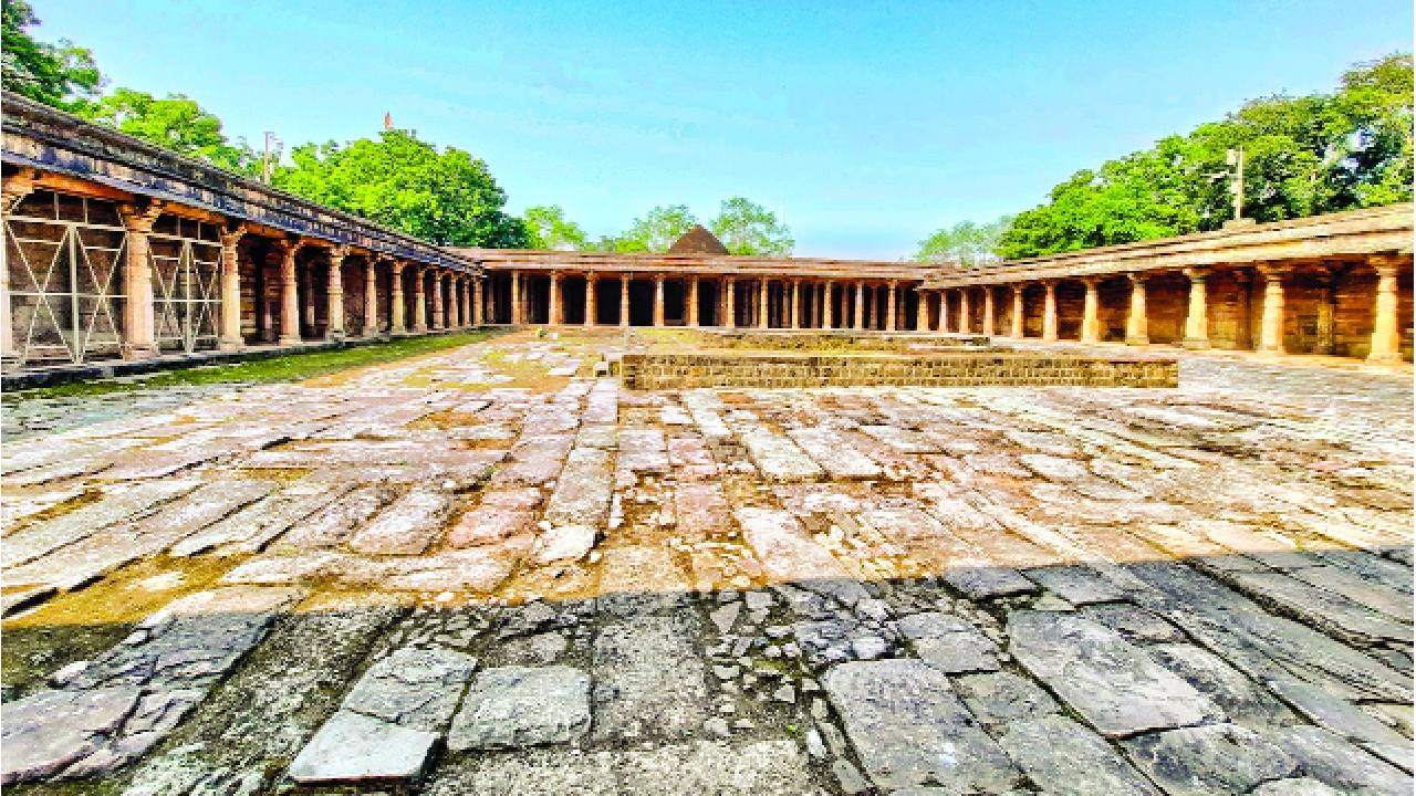 SC allows prayers, namaz at MP’s Bhojshala complex