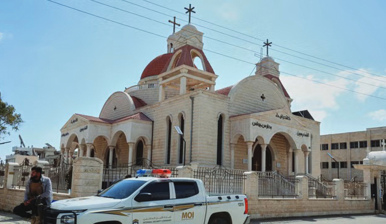 Sectarian attacks rock Christian town in Syria
