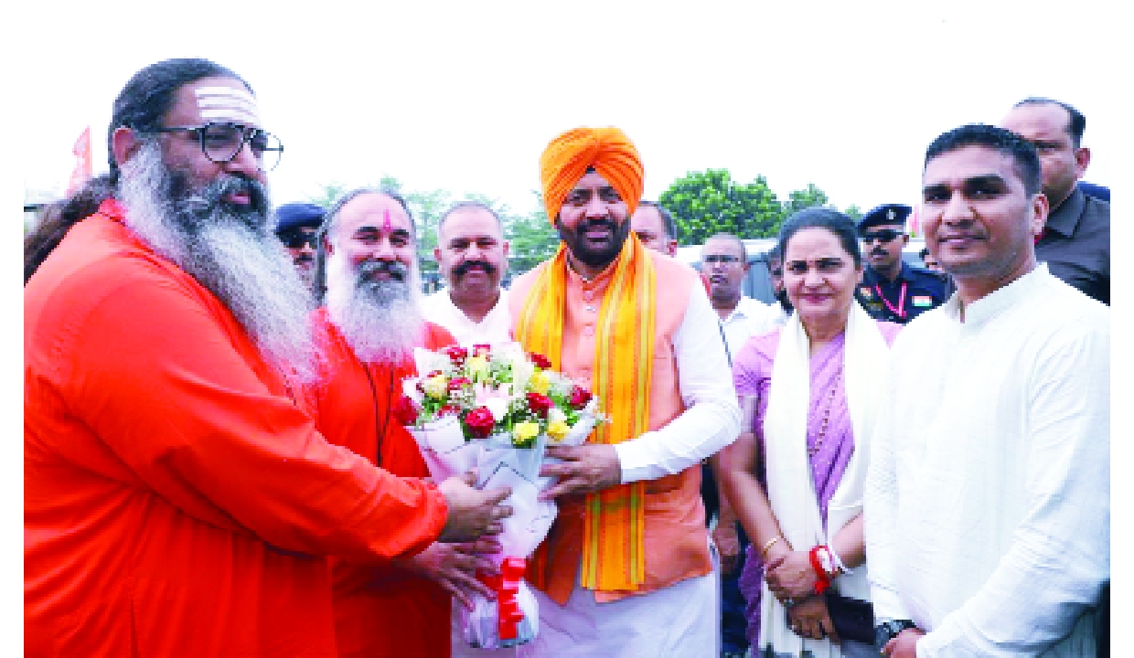 Serving poor true tribute to Almast Bapu Lal Badshah’s ideals: Haryana CM Saini