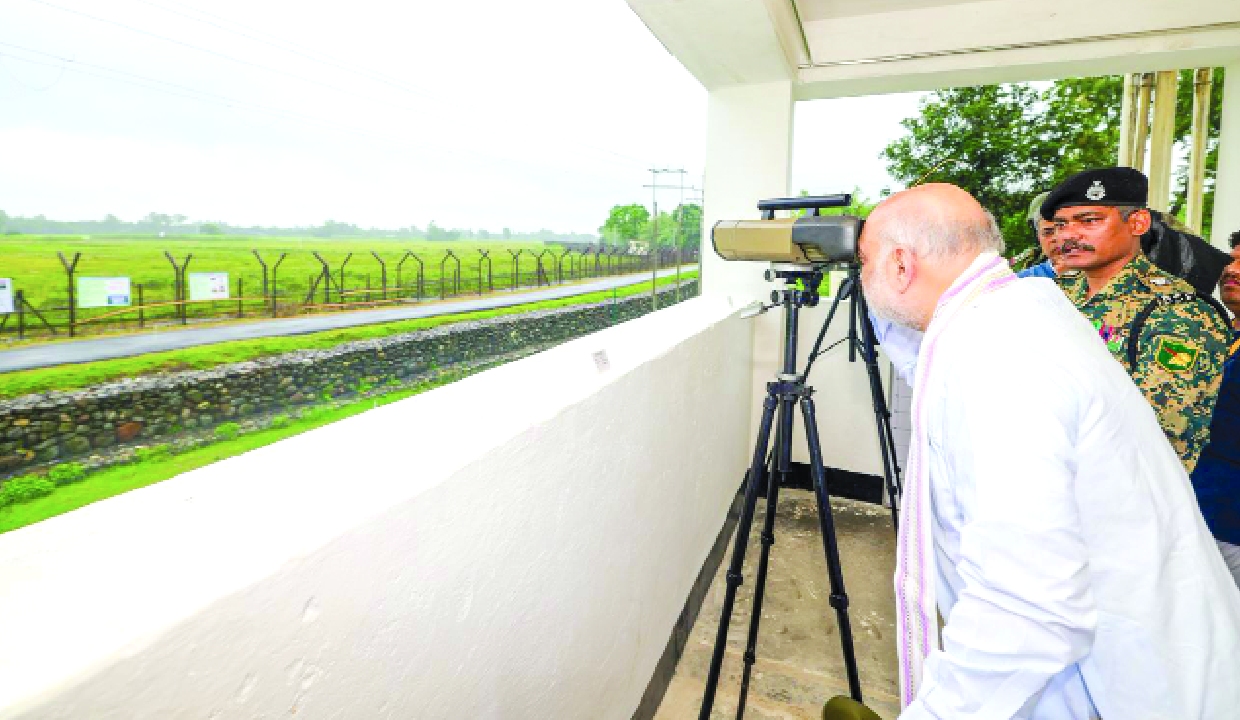 Shah inspects BSF outpost near Siliguri