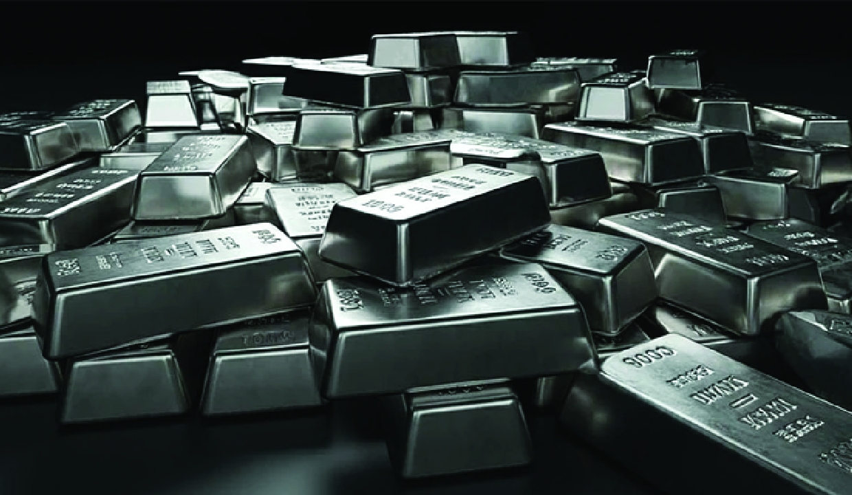 Silver futures fall to Rs 2.48 lakh/kg ahead of US Fed meet