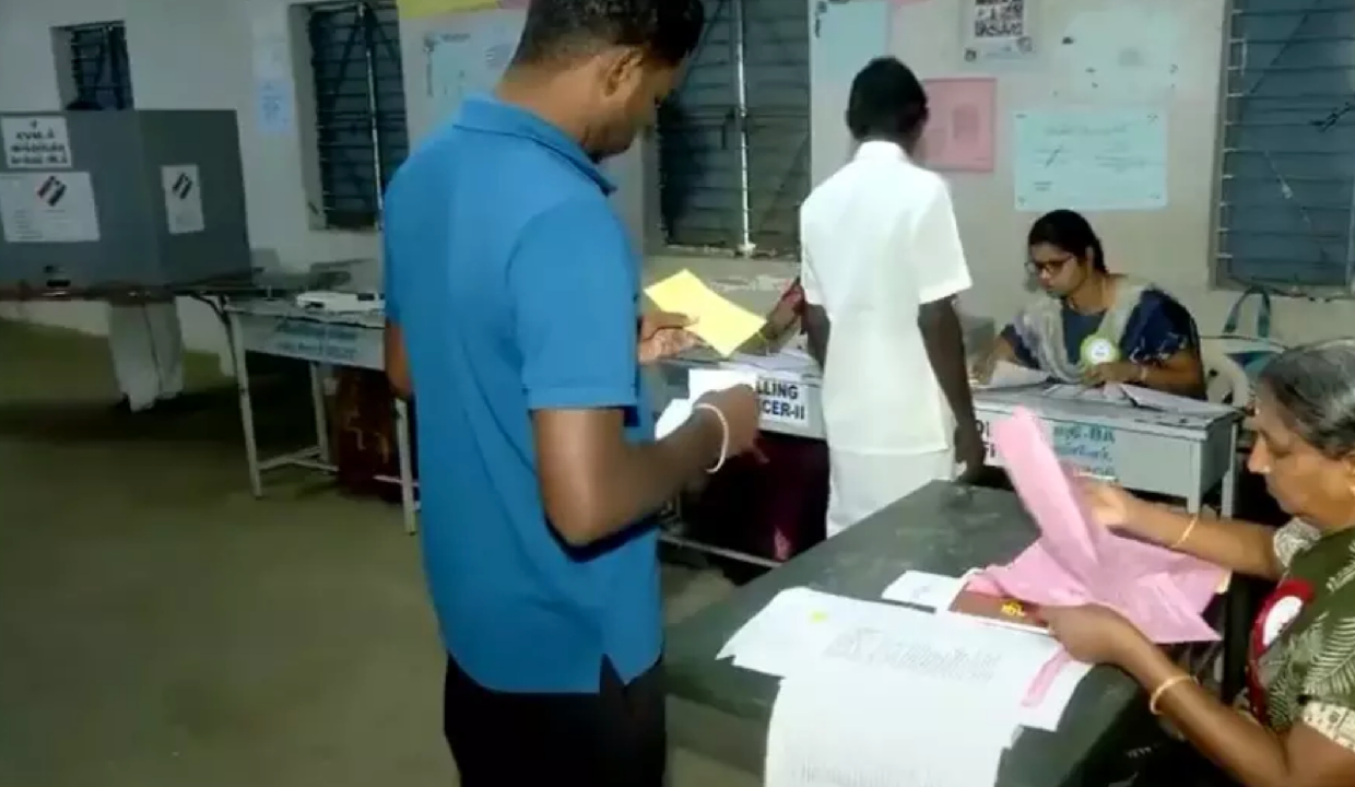 Tamil Nadu bypolls: Voting begins in Madurantakam, Dharapuram amid tight security