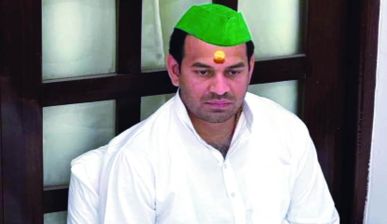 Tej Pratap detained for supporting Bihar bandh over NEET paper leak