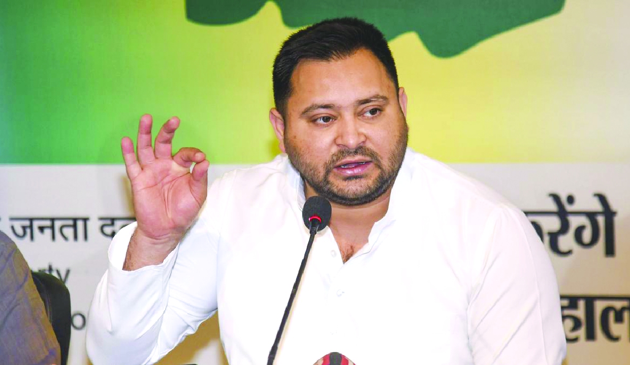 Tejashwi warns of JD(U)-BJP merger