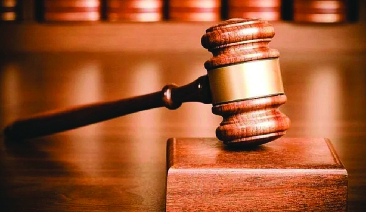 Thane court acquits three in constable assault case
