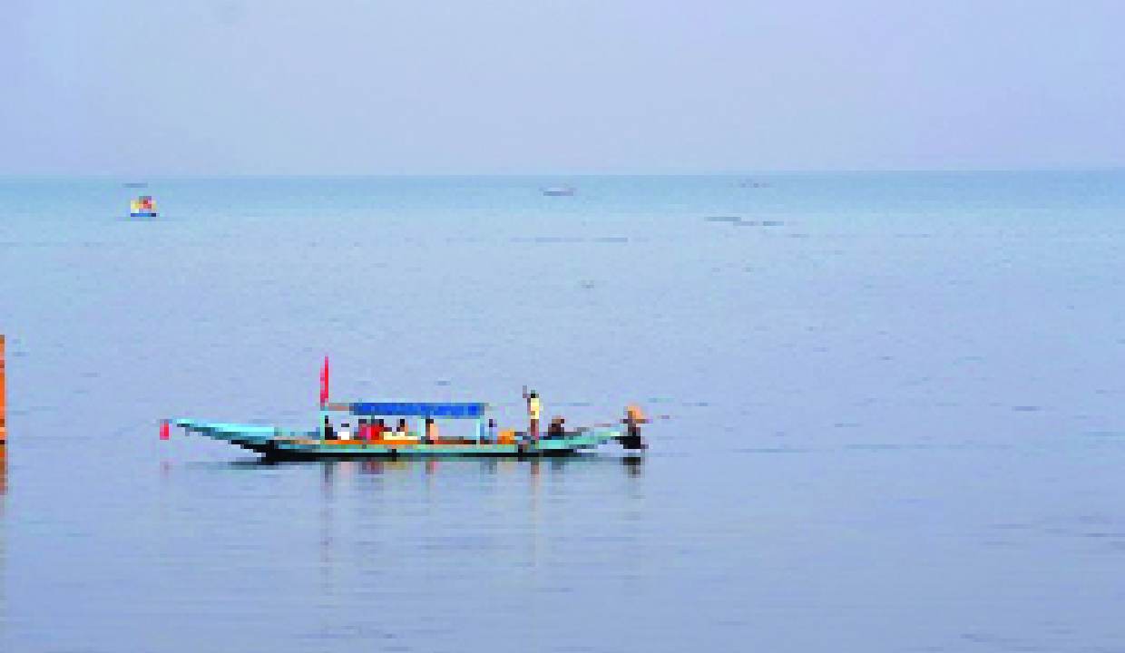 Tourist boat operation prohibited in Chilika Lake