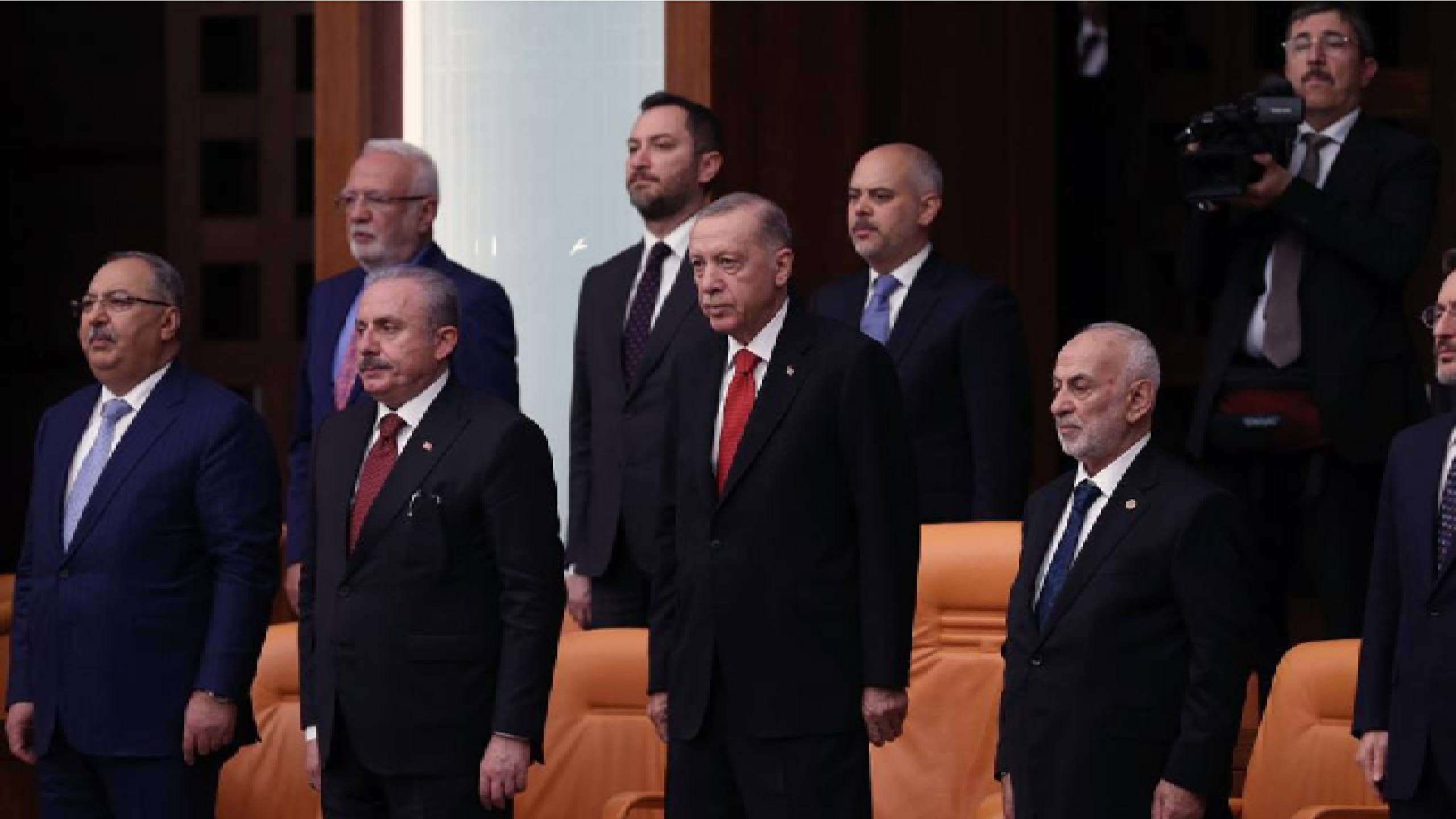 Turkish lawmakers panel backs peace reforms