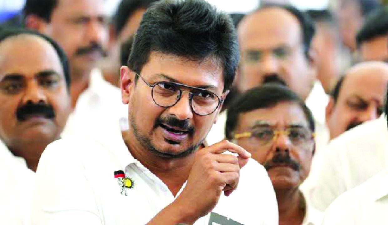Udhayanidhi dubs Vijay as dummy and uncouth CM