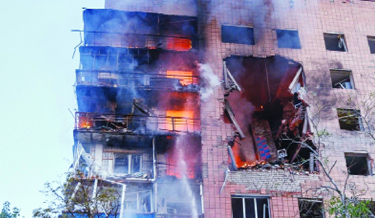 Ukraine fires over 400 drones in Moscow attack