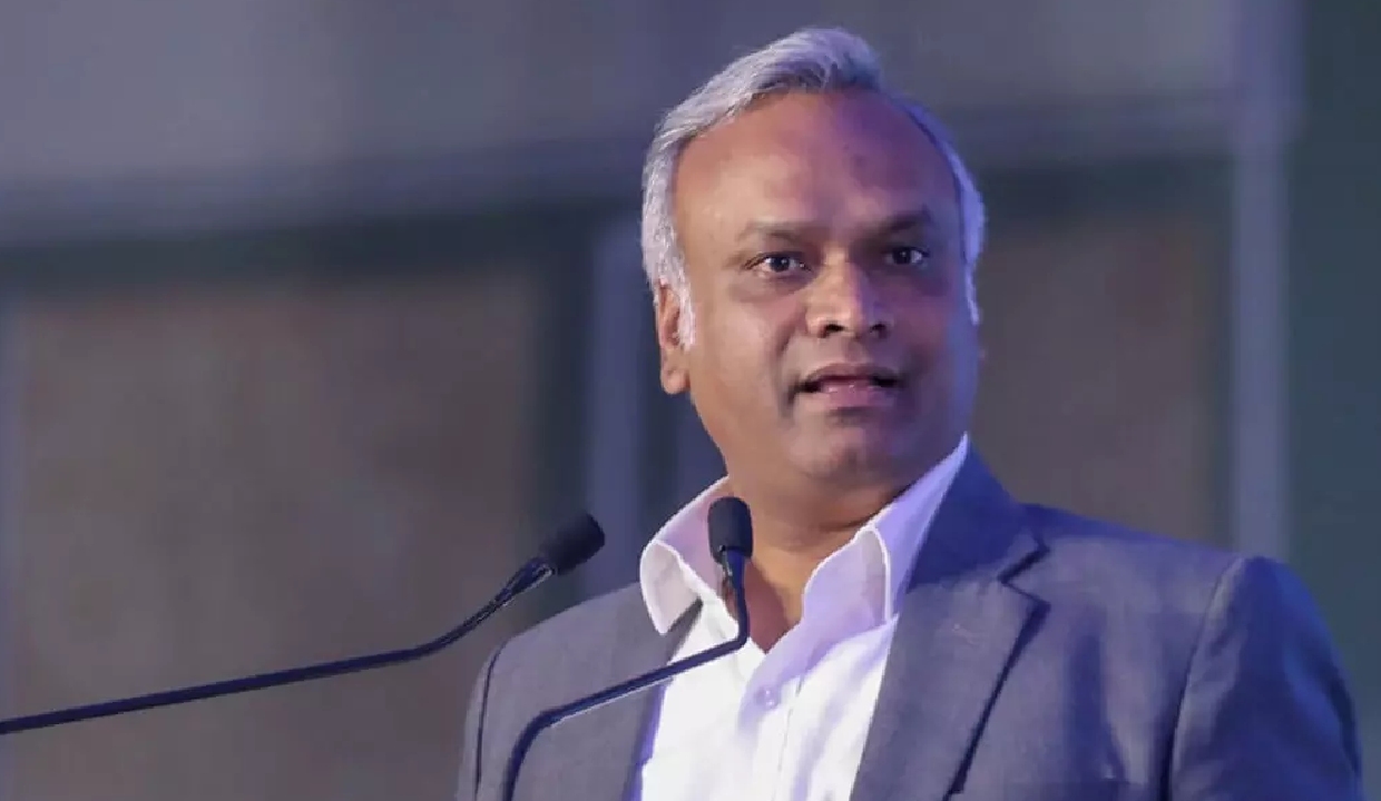 Under what law does RSS exist, asks Priyank Kharge