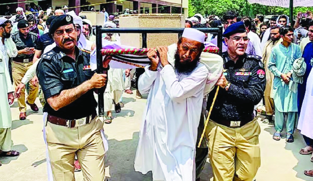 Unknown assailants kill two security officials in northwest Pakistan