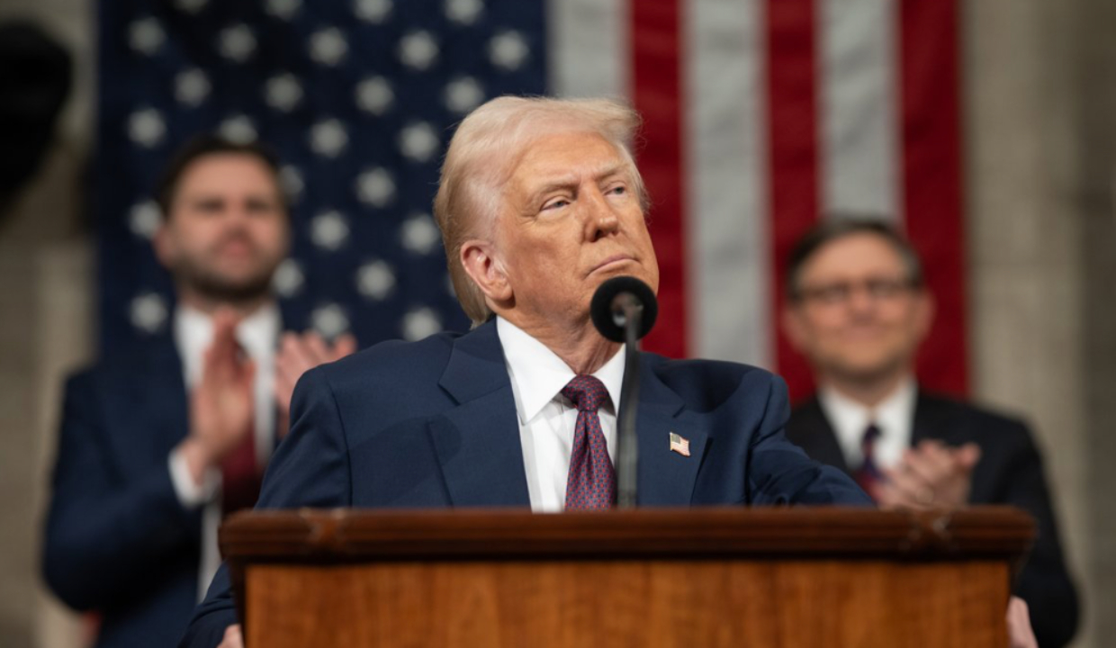 US judge blocks Trump rule limiting visas for foreign students, journalists